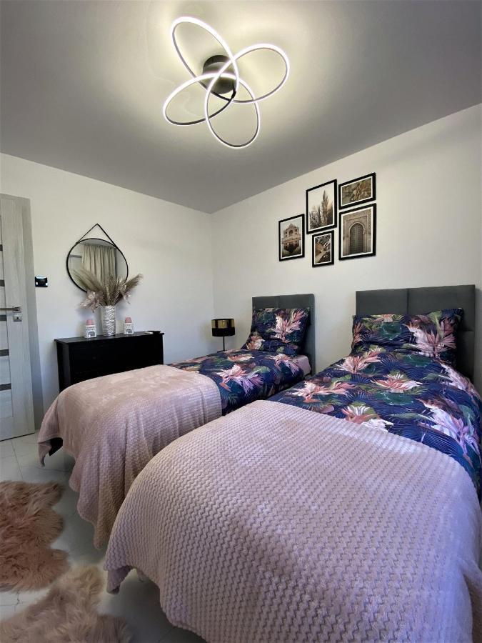 Apartament Zielona Nad Sanem Appartement Sanok Buitenkant foto