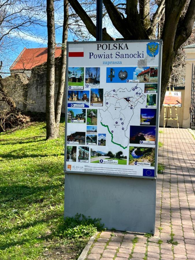 Apartament Zielona Nad Sanem Appartement Sanok Buitenkant foto